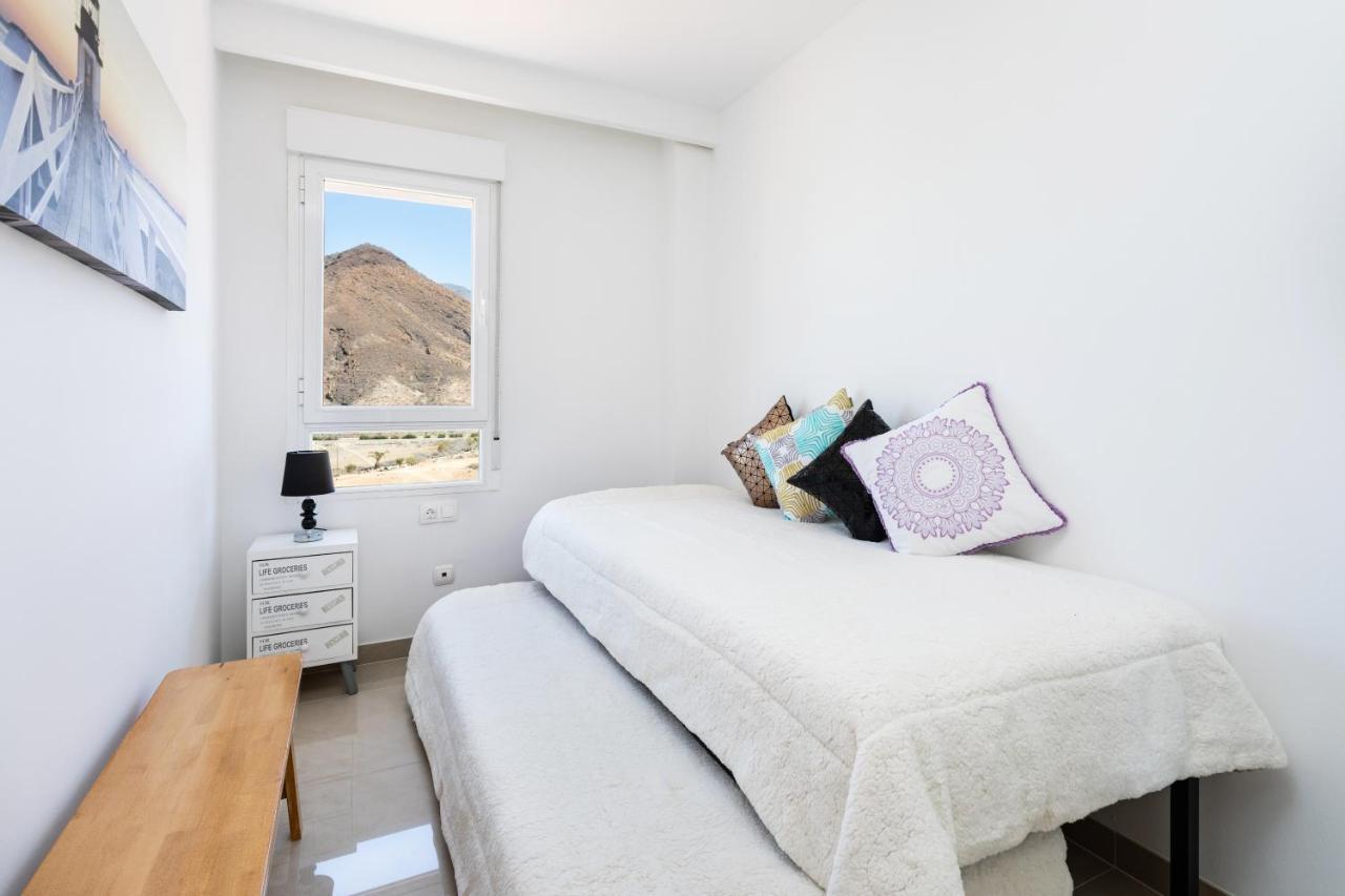 Home2Book Vistahermosa Los Cristianos,Pool & Padel อาโรนา ภายนอก รูปภาพ